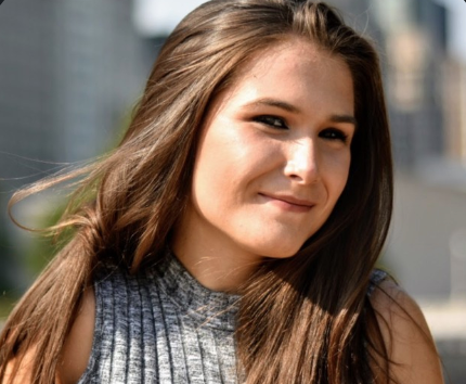 Megan Froehlich_Headshot Megan Froehlich_Headshot